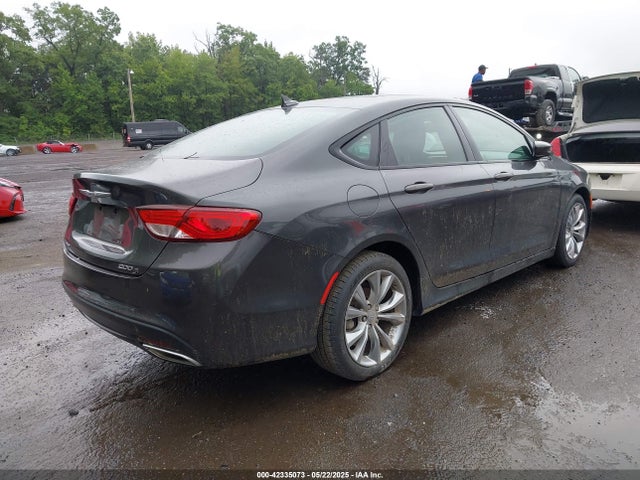 1C3CCCDG9FN665041 Chrysler 200 S