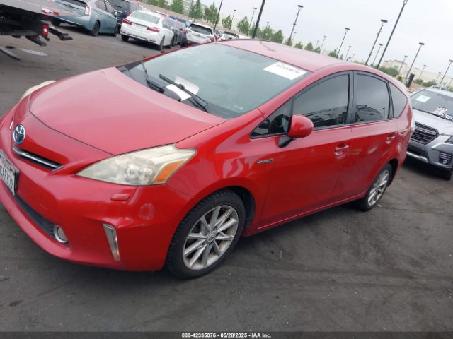 JTDZN3EU8E3320808 Toyota Prius V Five
