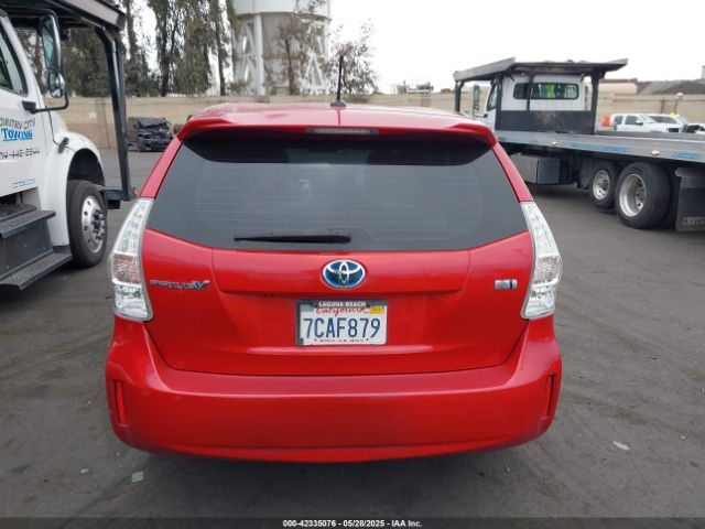 JTDZN3EU8E3320808 Toyota Prius V Five
