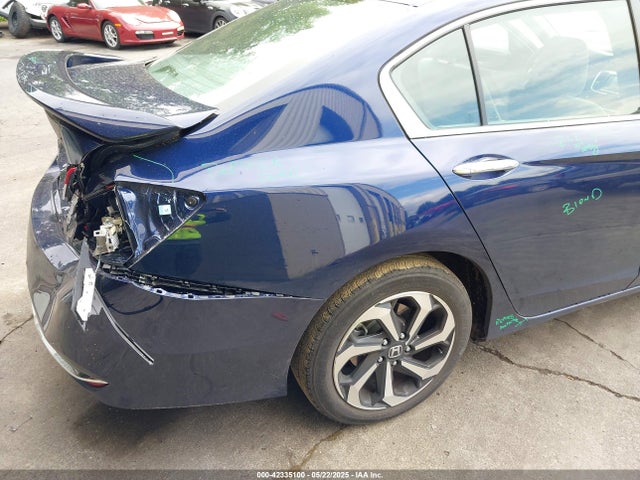 1HGCR2F0XHA000391 Honda k24w1