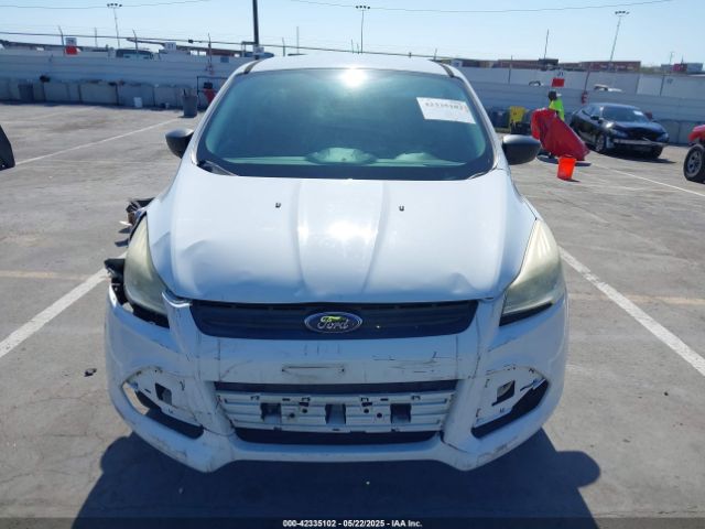 1FMCU0F71EUE28581 Ford ESCAPE S
