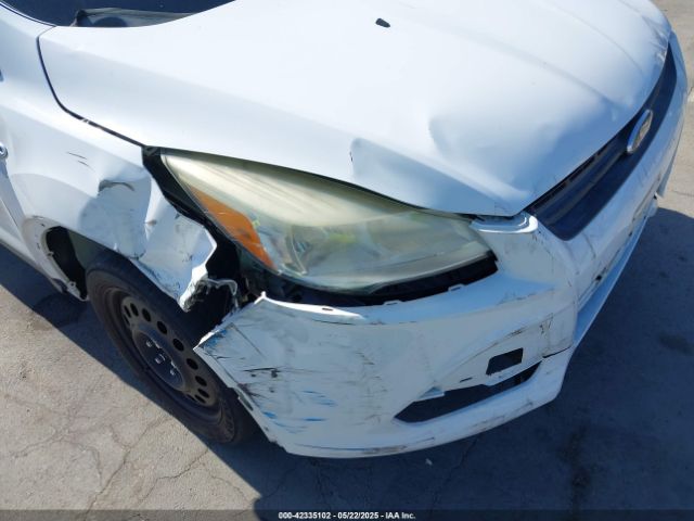1FMCU0F71EUE28581 Ford ESCAPE S