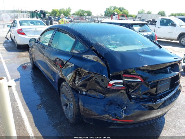 2022 TESLA MODEL 3 5YJ3E1EB9NF192719 Photo 2