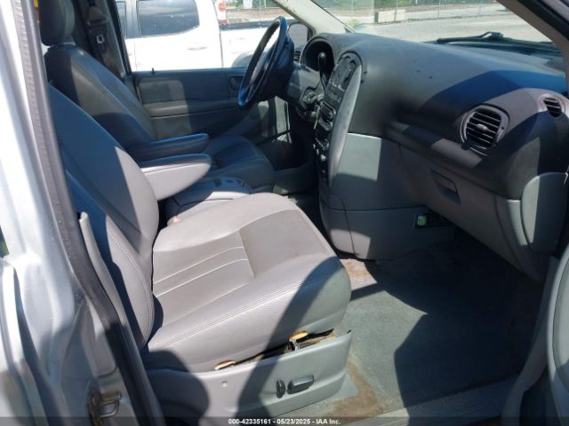 2006 CHRYSLER TOWN & COUNTRY 2A4GP54L36R820920 Photo 4
