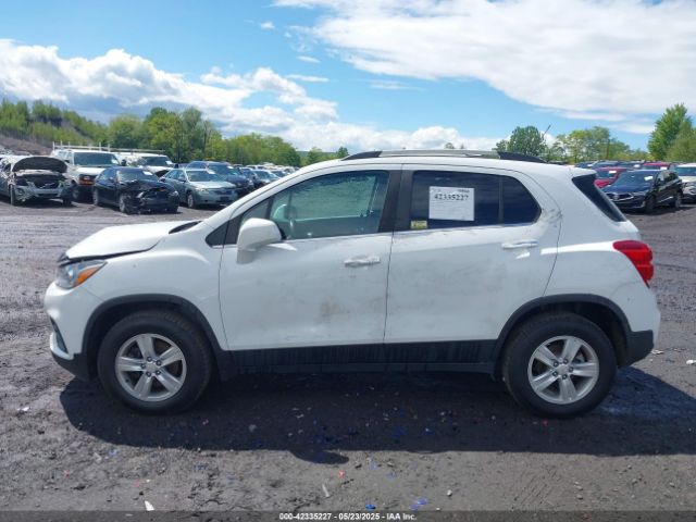 KL7CJPSB5KB943555 Chevrolet Trax Lt