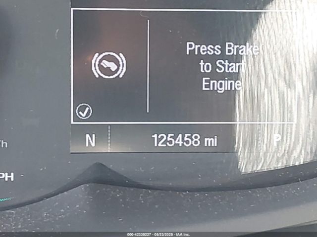 KL7CJPSB5KB943555 Chevrolet Trax Lt
