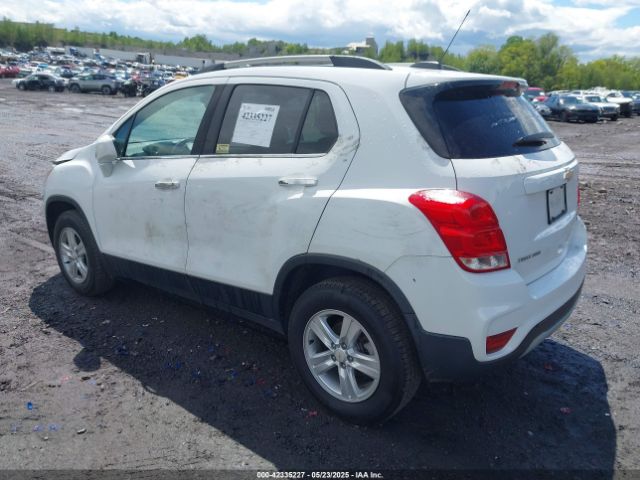 KL7CJPSB5KB943555 Chevrolet Trax Lt