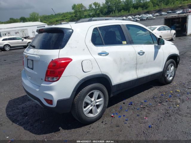 KL7CJPSB5KB943555 Chevrolet Trax Lt