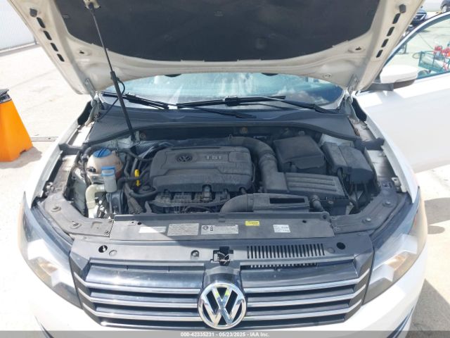 1VWAT7A39EC032039 Volkswagen Passat 1.8t Wolfsburg Edition