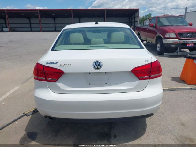 1VWAT7A39EC032039 Volkswagen Passat 1.8t Wolfsburg Edition