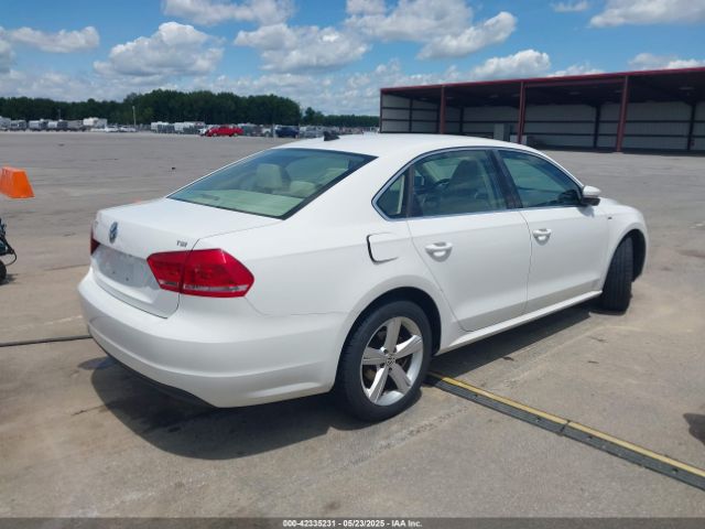 1VWAT7A39EC032039 Volkswagen Passat 1.8t Wolfsburg Edition