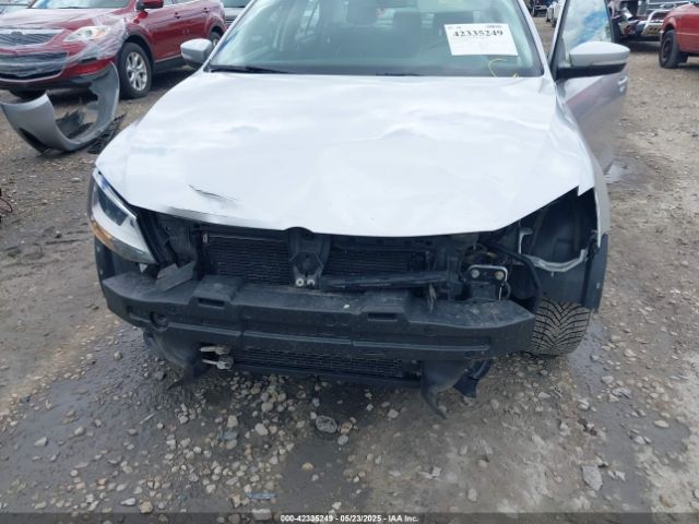 3VWB07AJ4EM259651 Volkswagen Jetta 1.8t Se
