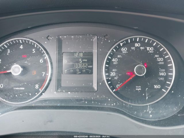 3VWB07AJ4EM259651 Volkswagen Jetta 1.8t Se