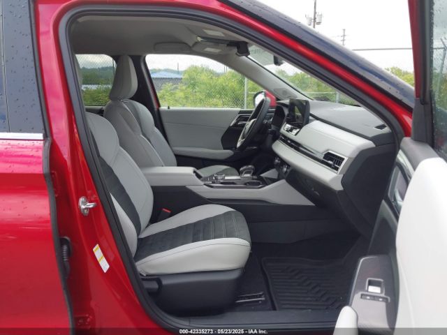 2025 MITSUBISHI OUTLANDER JA4J4VA89SZ012392 Photo 4