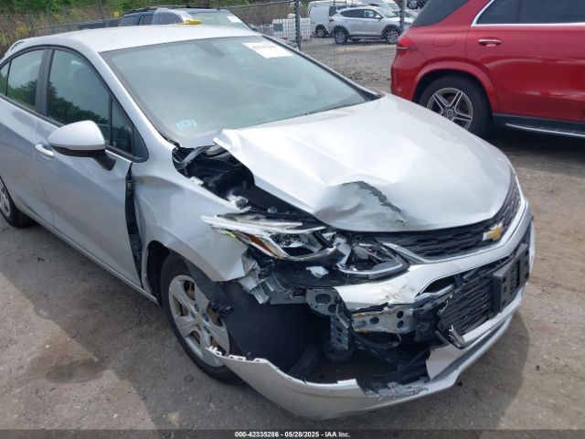 1G1BC5SM2J7120252 Chevrolet Cruze Ls Auto