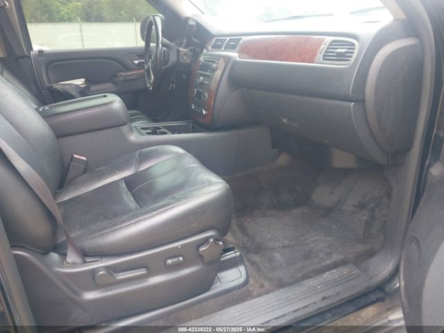 1GNSKBE02ER133795 Chevrolet Tahoe Lt