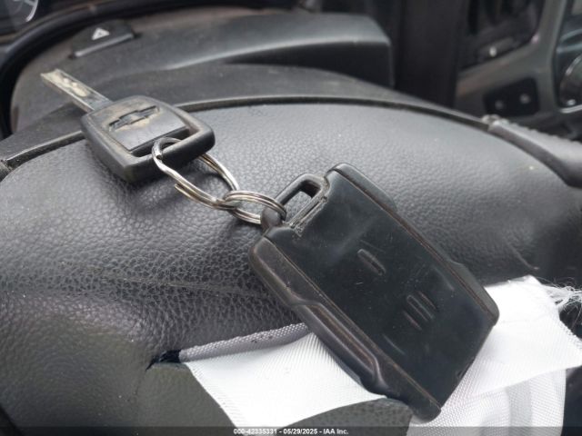 1GCVKRECXEZ120012 Chevrolet Silverado 1500 1lt