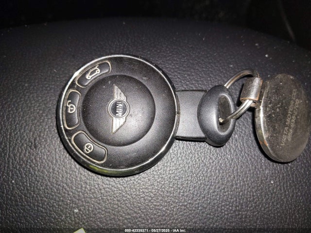 2016 MINI COUNTRYMAN WMWZC5C58GWU01495 Photo 10