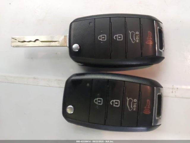 5XYPGDA34GG024980 KIA Sorento 2.4l Lx