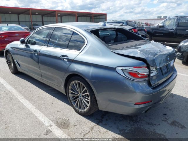 2019 BMW 530I WBAJA7C51KWW12626 Photo 2