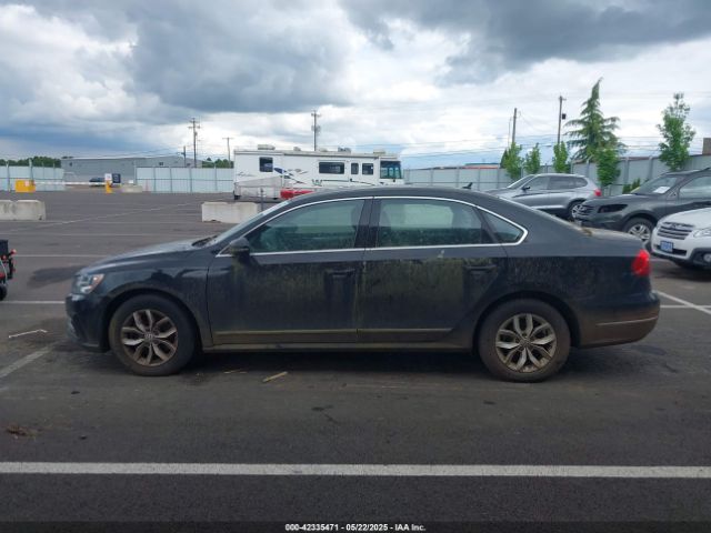 1VWAT7A39GC028396 Volkswagen Passat 1.8t S