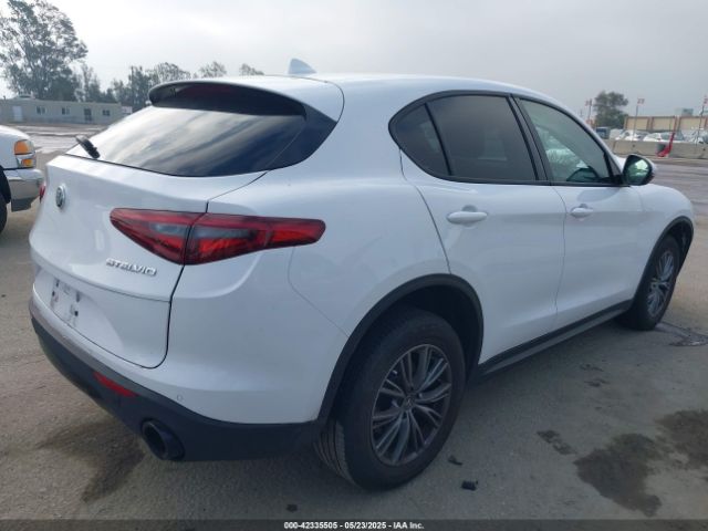 2023 ALFA ROMEO STELVIO ZASPAJAN1P7D53724 Photo 3