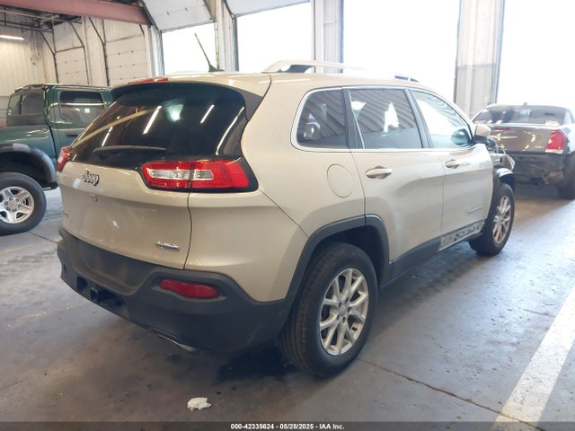 1C4PJMCS2FW709700 Jeep Cherokee