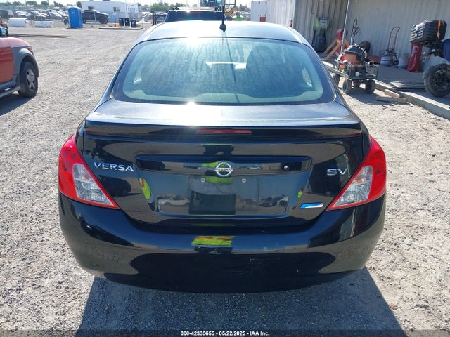 3N1CN7AP7EL825825 Nissan Versa 1.6 Sv