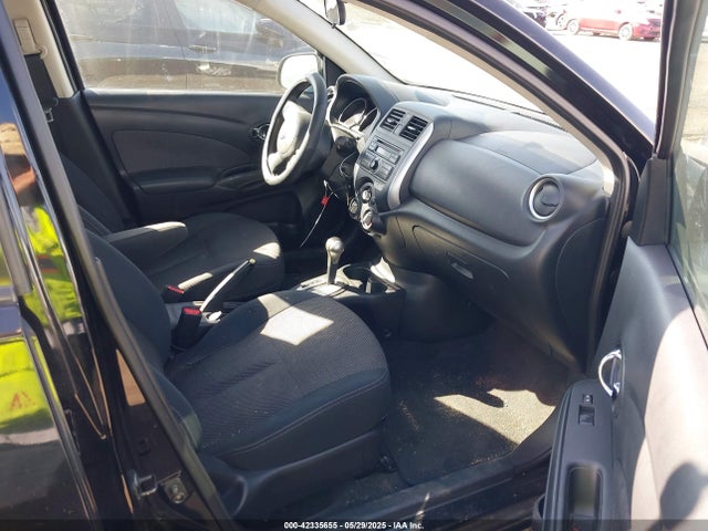 3N1CN7AP7EL825825 Nissan Versa 1.6 Sv