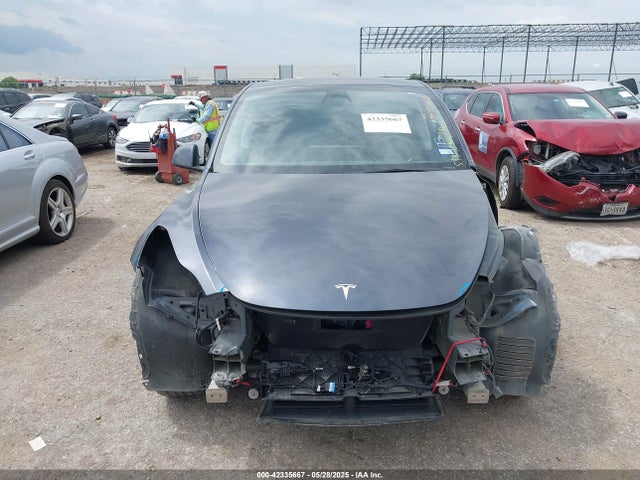 7SAYGDEE4PA030138 Tesla 2023
