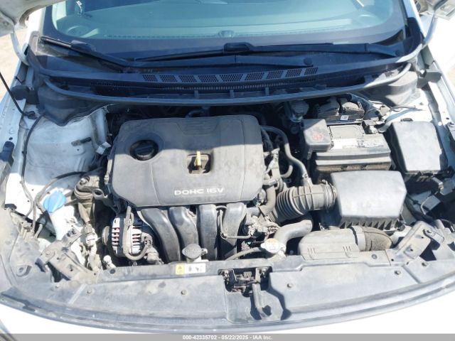 3KPFL4A78JE263205 KIA FORTE S