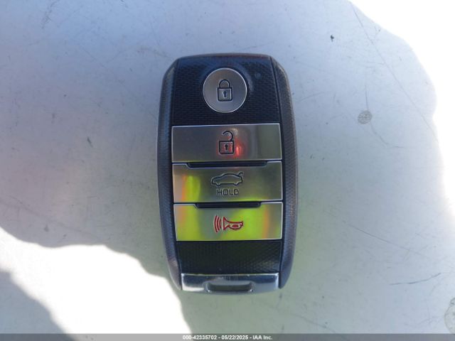 3KPFL4A78JE263205 KIA FORTE S