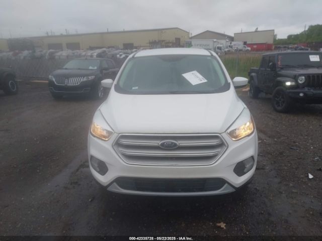 1FMCU9GD8HUB87051 Ford ESCAPE SE
