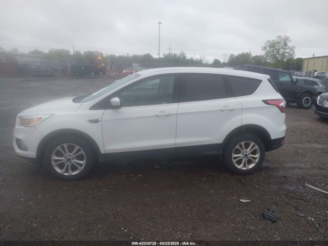 1FMCU9GD8HUB87051 Ford ESCAPE SE