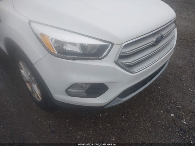 1FMCU9GD8HUB87051 Ford ESCAPE SE