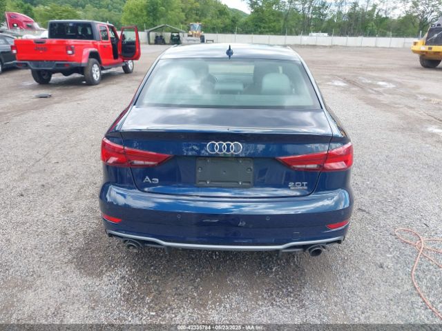 WAUJ8GFF3J1033889 Audi A3 2.0t Premium/2.0t Tech Premium