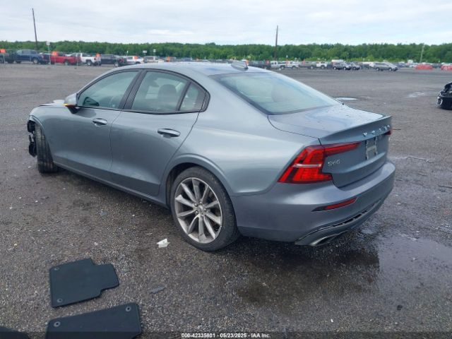2020 VOLVO S60 7JRA22TK2LG065825 Photo 2