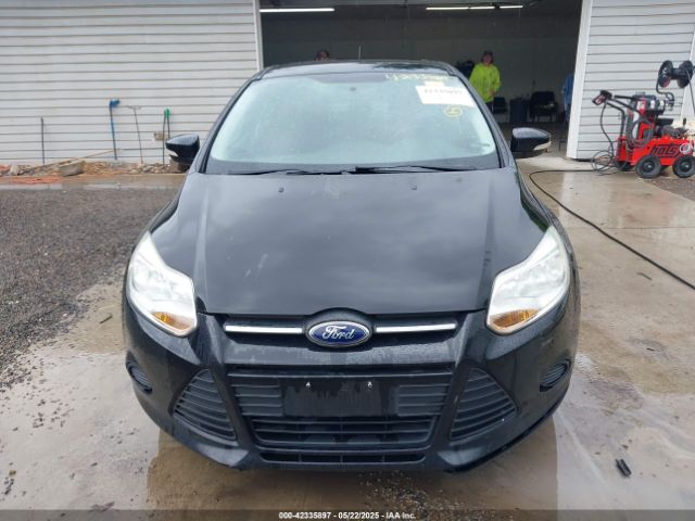1FADP3F2XEL125199 Ford FOCUS SE