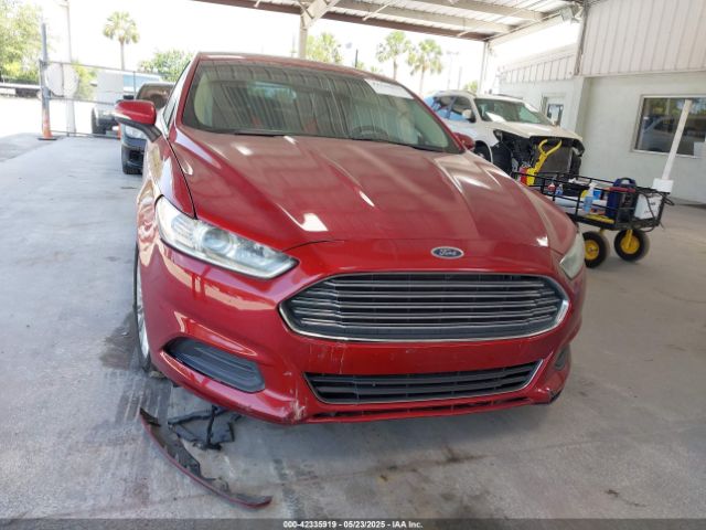 3FA6P0HD4HR114257 Ford FUSION SE