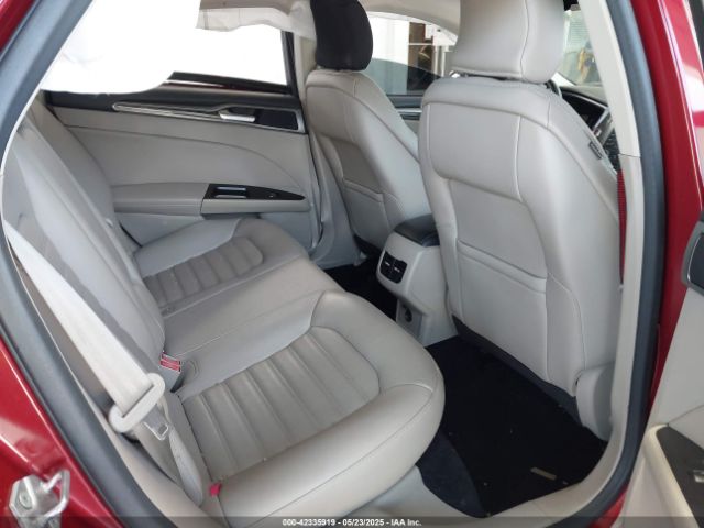 3FA6P0HD4HR114257 Ford FUSION SE