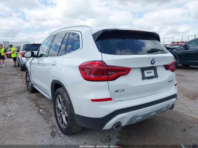 2021 BMW X3 5UXTY3C00M9H61004 Photo 2