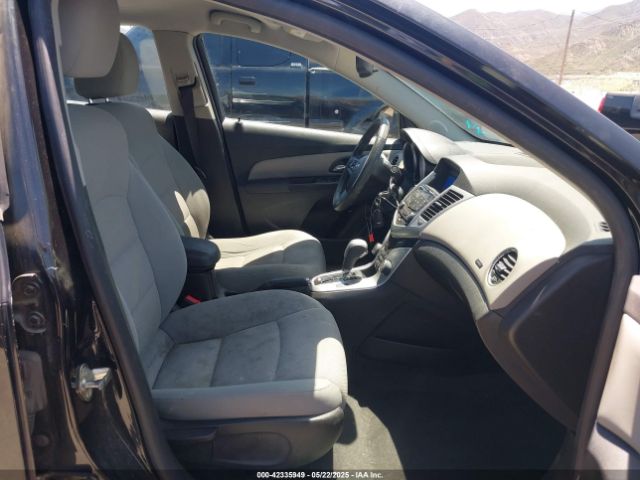 1G1PC5SB3F7173053 Chevrolet Cruze 1lt Auto