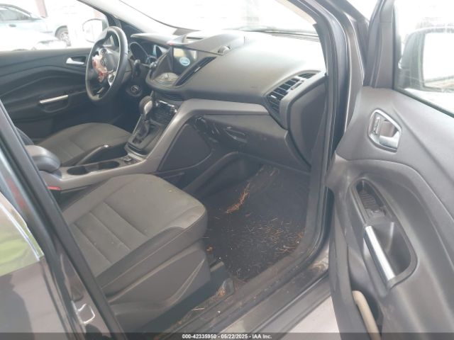 1FMCU0G98GUB83667 Ford ESCAPE SE