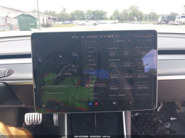 5YJ3E1EBXKF407245 Tesla 2019