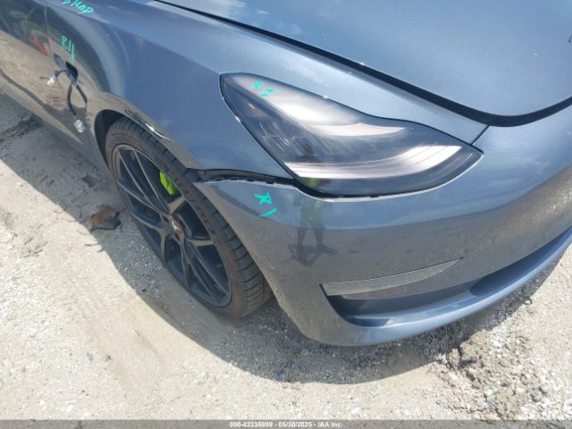 5YJ3E1EBXKF407245 Tesla 2019