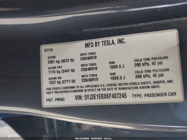 5YJ3E1EBXKF407245 Tesla 2019