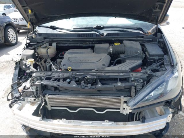2C4RC1DG1LR271123 Chrysler Voyager Lxi