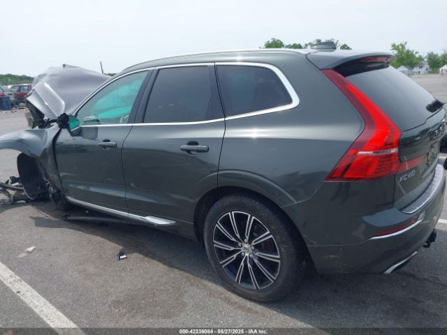 2018 VOLVO XC60 YV4102RL5J1044873 Photo 2
