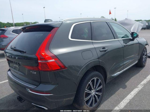 2018 VOLVO XC60 YV4102RL5J1044873 Photo 3