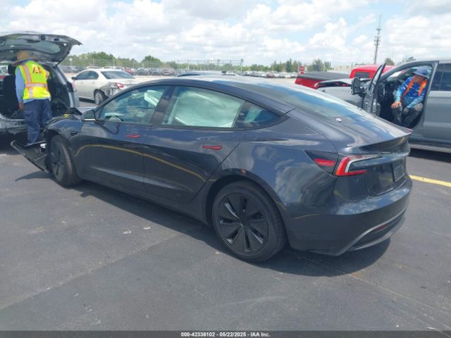 5YJ3E1EB8RF797501 Tesla 2024